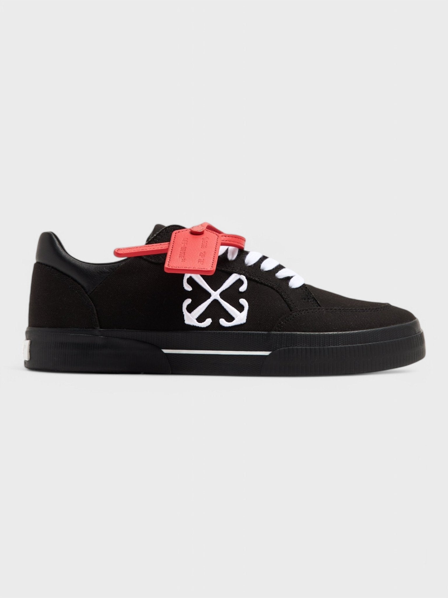 Off - White Wmns New Low Vulcanized 'Black White' - Supplied FashionOff White