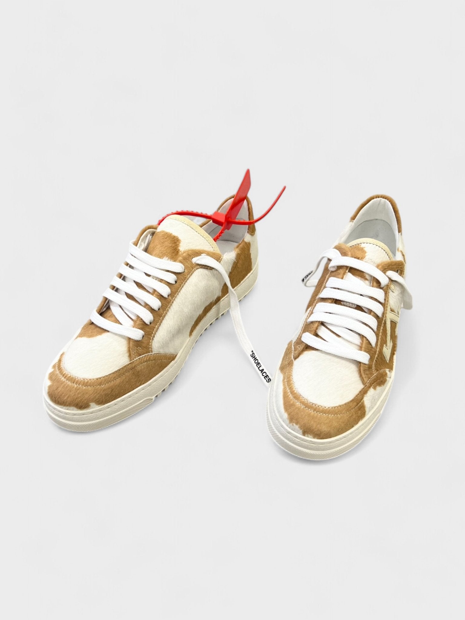 Off - White Wmns Pony Arrow 2.0 Sneakers White Brown - Supplied FashionOff White