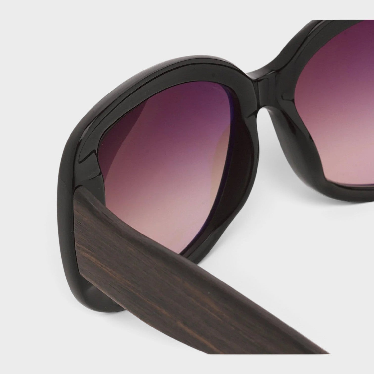 Supplied Fashion Linda Farrow oversized sunglasses with black frames and burgundy gradient lenses with wood temples
